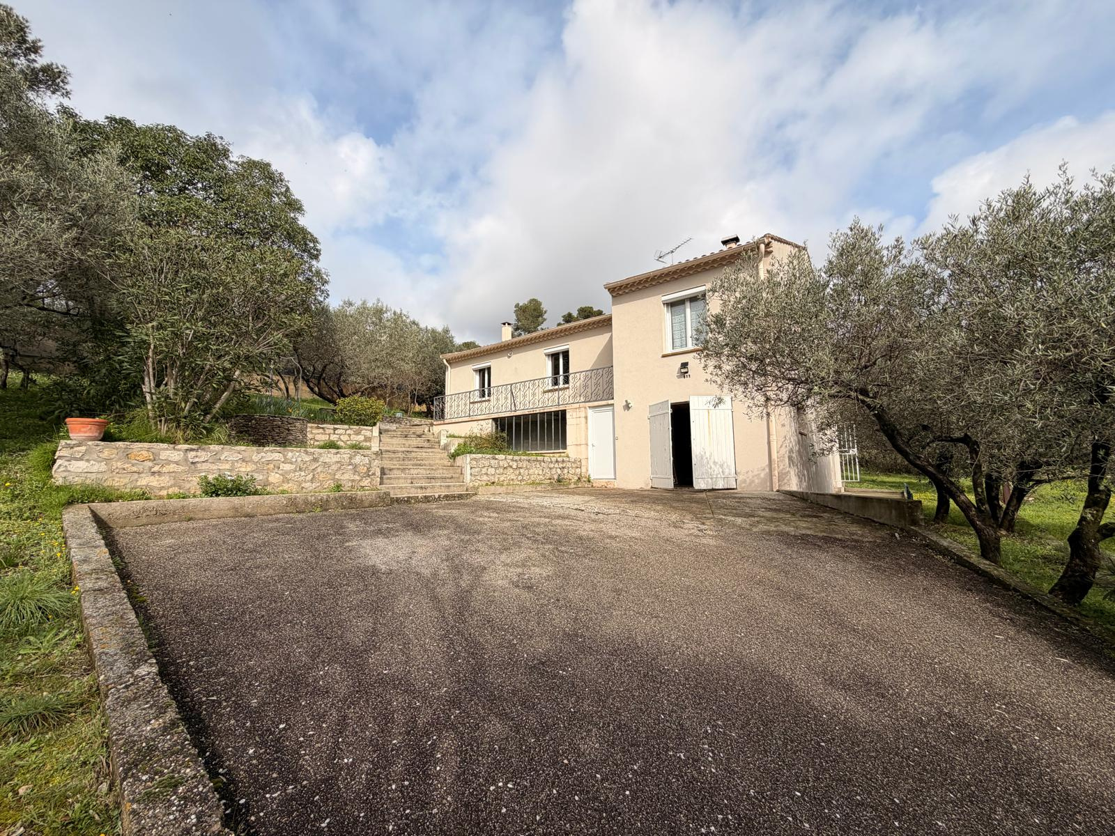 Agence immobilière de PORTAL ET PIO IMMOBILIER